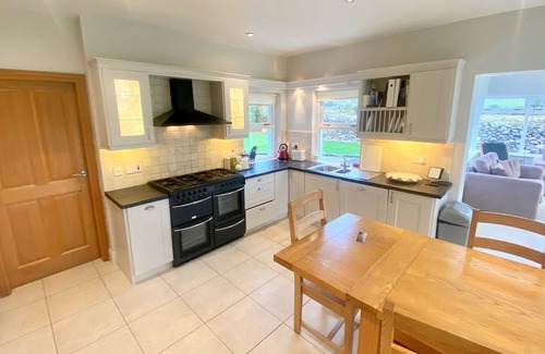 Beenbane Villa | Beenbane Lodge, Luxury Villa Wifi Waterville Kerry, The Atlantic Way, Skelligs,