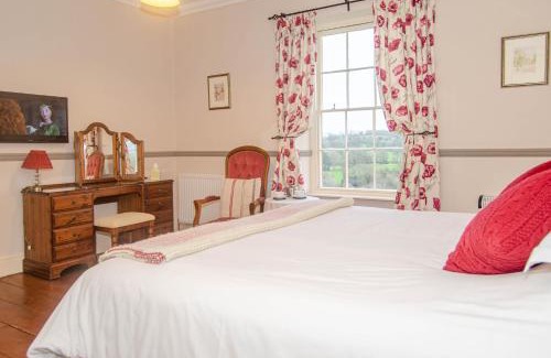 Saint Ann's Chapel Bed & Breakfast | Beera Farmhouse