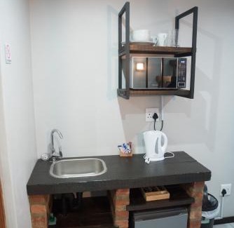 Potchefstroom Apartment | Beesdam Guesthouse