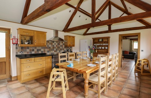 Forest of Dean Cottage | BEESONI LODGE, pet friendly, luxury holiday cottage in Castlemorton