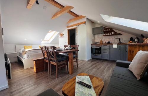 Trzic Apartment | BeeWood apartment