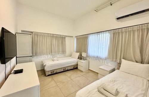 Tel Aviv Hostel | Begin19 Apartments & Hostel