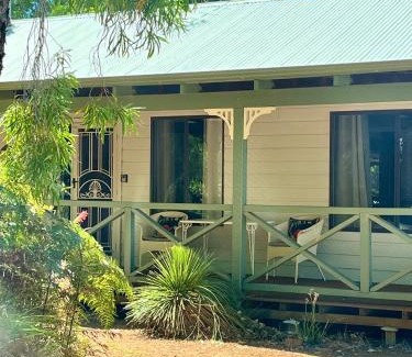 Dwellingup House | Begonia Cottage