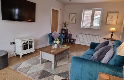 Melton Constable House | Begonia Cottage