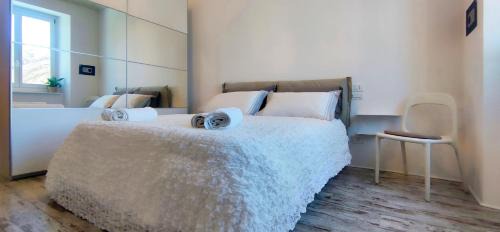 Borgo Dora Apartment | Behind Duomo- appartamento completo con parcheggio