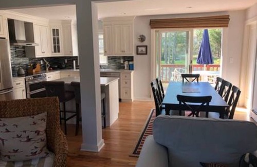 Southampton House | Behind the Hedges with HEATED POOL
