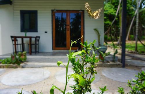 Wok Tum House | Behind the Temple Island Eco-Home 15min walk to Hin Kong Beach