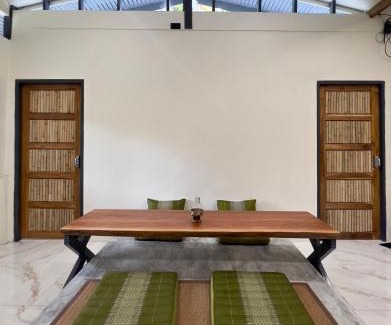 Wok Tum House | Behind the Temple Island Eco-Home 15min walk to Hin Kong Beach