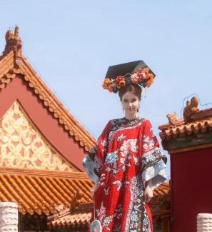 Dongcheng Hotel | Beijing Tangfu Dynasty Hotel - located in the city center, adjacent to the subway station, close to Nanluoguxiang Drum Tower Lama tample Tiananmen Square Forbidden City Temple of Heaven, free laundry car rental, free historical costume experience try on