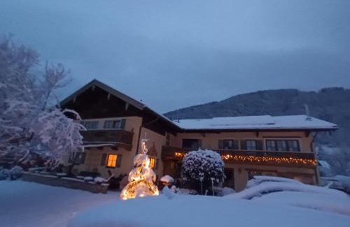 Sankt Valentin Apartment | Beim Radl-Sepp inkl. Chiemgaukarte