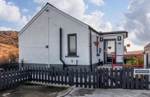 Aisgernis House | Beinn Mhor View