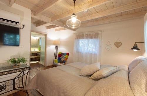 Ramot Cabin | Beit Ram Sherf