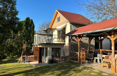 Balatonkiliti House | Bekas Lodge