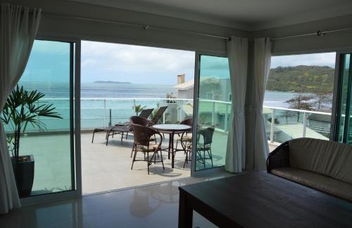 Canto Grande Apartment | Belíssima cobertura duplex - De frente para o mar - Bombinhas-SC