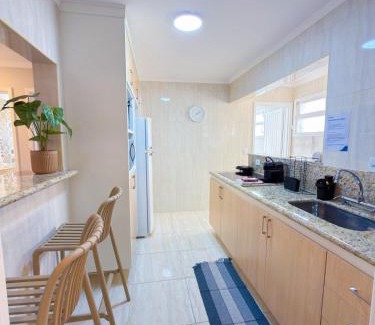 Aguas de Lindoia Apartment | Belíssimo Ap na Praça - Garagem, Wi-fi e Piscina