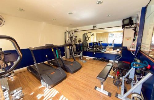 Aguas de Lindoia Apartment | Belíssimo Ap na Praça - Garagem, Wi-fi e Piscina