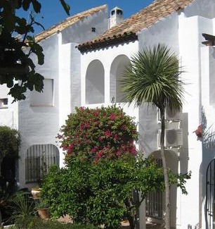 New Golden Mile House | Bel Air