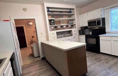 Sioux City Apartment | Bel apartment 4Beds/2BR with 100% Fiber internet, Bel apartment in Morningside
