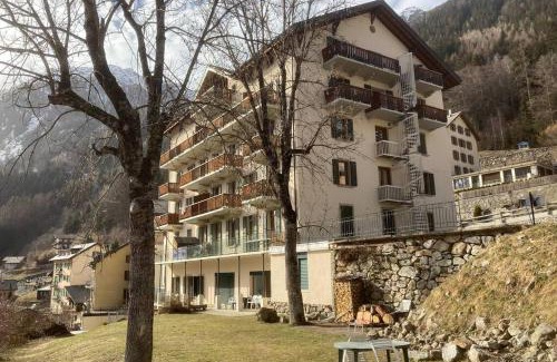 Finhaut Apartment | Bel appartement 2.5 pièces avec balcon, magnifique vue sur le glacier des Grands