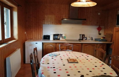 Jarrier Apartment | Bel appartement au rez de chaussée d'un chalet