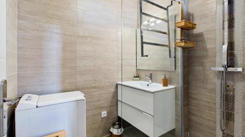 Valence Apartment | Bel Appartement Hypercentre - 4 pers- Le Chapelier