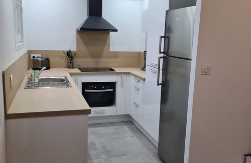 Route de Beaucaire Apartment | Bel Appartement Refait à Neuf à 15 min du Centre de Nîmes
