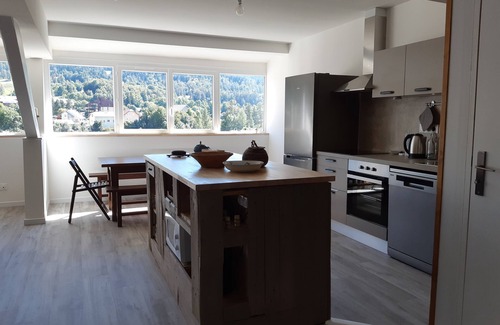 Ancelle Apartment | Bel Appartement T4, 84 m2, au Cœur D'ancelle, aux Pieds des Montagnes