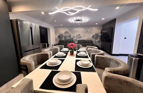 Solihull Villa | Bel Casa Solihull