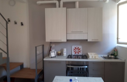 Aggregazione Rionale 9 Bed & Breakfast | Bel Sorriso Varese - Dormire Felice Rooms & Apartments