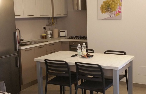 Aggregazione Rionale 9 Bed & Breakfast | Bel Sorriso Varese - Dormire Felice Rooms & Apartments