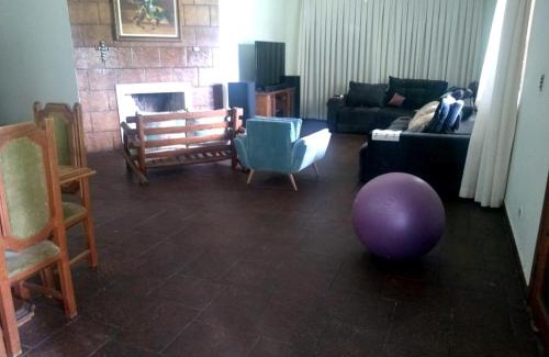 Itu House | Bela Chacara com sauna lareira e lazer em Itu SP