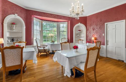 Fort Smith House | Beland Mansion-Blushing Rose suite