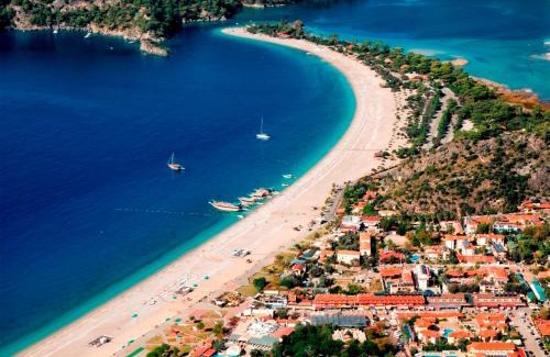 Oludeniz City Center Resort | Belcekiz Beach Club - All Inclusive