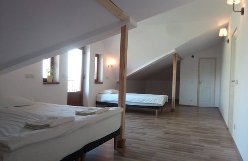 Oarja House | Belegania