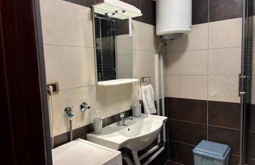 Vukov Spomenik Apartment | Belgrade Center Apartment Studio