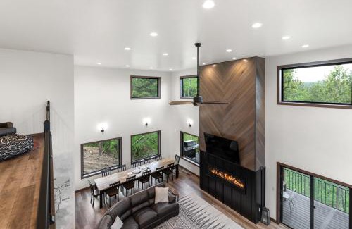 Deadwood House | Belissima Lala