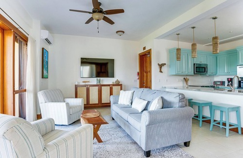 Cocoplum Condo | Belizean Aquamarine Dream Oceanfront Condo