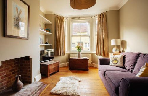 Alfriston House | Bell Cottage