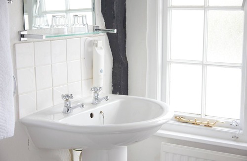 Woburn Hotel | Bell Hotel & Inn by Greene King Inns