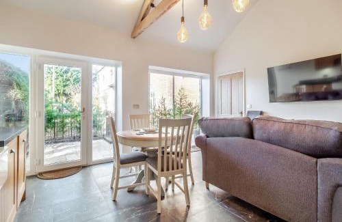 Swanton Novers House | Bell House Stables - Uk41789