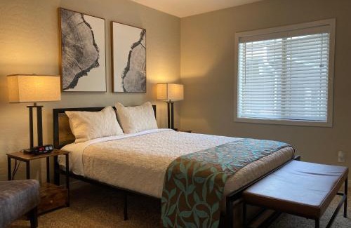 Alamosa Apartment | Bell & Main Alamosa Studio Suite-Walking distance to downtown