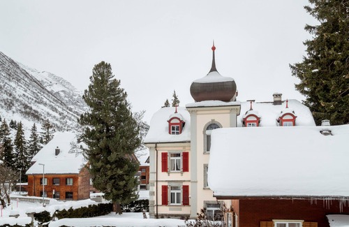 Andermatt Apartment | BELL-SON APARTMENT, comfort 100 meters from the ski cabin