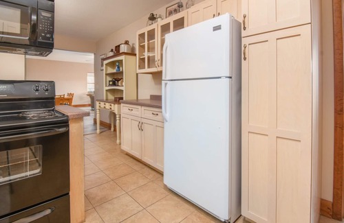 La Pointe Condo | Bell Street-Downtown Oasis
