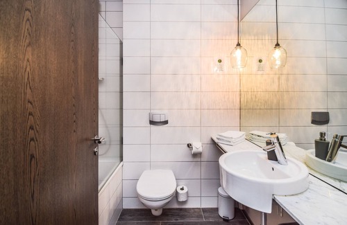 Arborg Hotel | Bella Apartments & Rooms