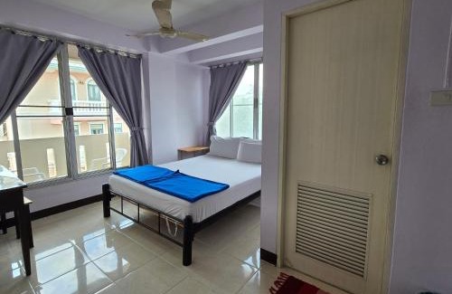 Wat Sam Phraya House | Bella Bella Riverview