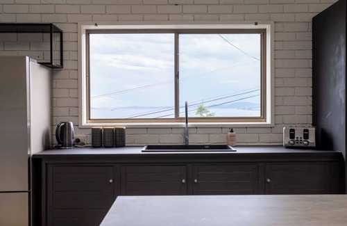 Bellerive House | Bella Bellerive Grand Lookout Close to Beach