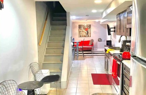 Bloomingdale Bed & Breakfast | Bella Casa; Cozy Private Lower level flat, entire unit.