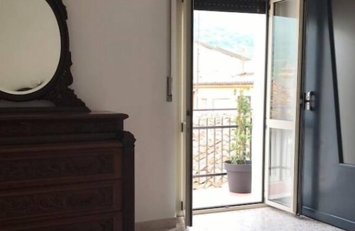 Civitella Roveto House | Bella casa nel centro storico