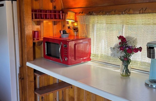 Floyd House | Bella - Green Acres Resort
