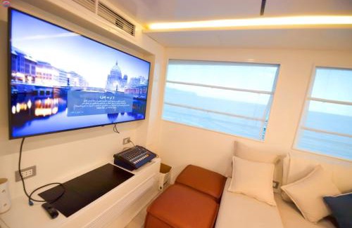 Sharm El Sheikh Boat Rental | Bella Liveaboard